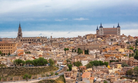 西班牙非盈利移民